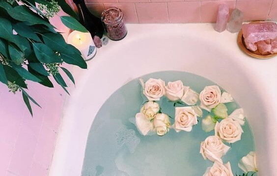 Мощная энергетическая ванна с розой